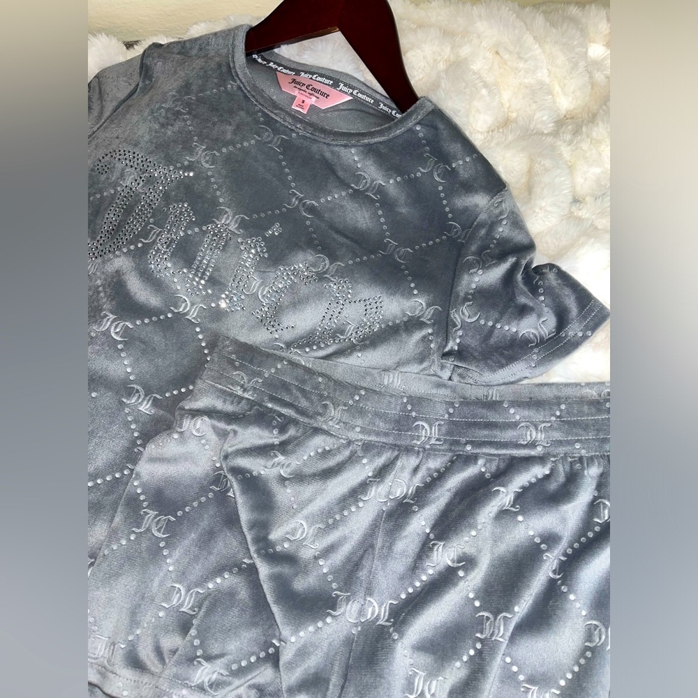 NWT Juicy Couture Velour Grey Size Small Emboss Rhinestones Bedazzled Y2k